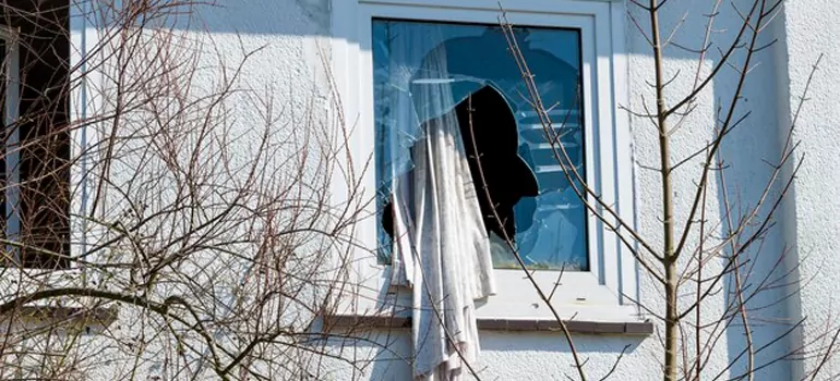 Storm Window Installation Contractors in Ensley, FL