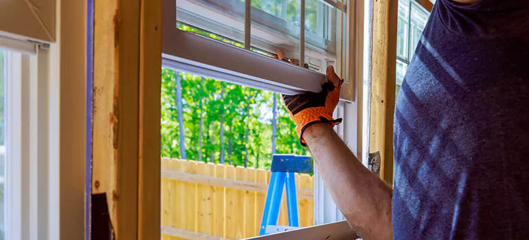 >Bay Window Curtain Rail Track in Ensley, FL